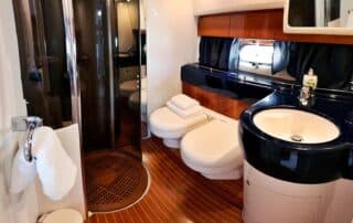 Vista panorámica del Pangea en el mar